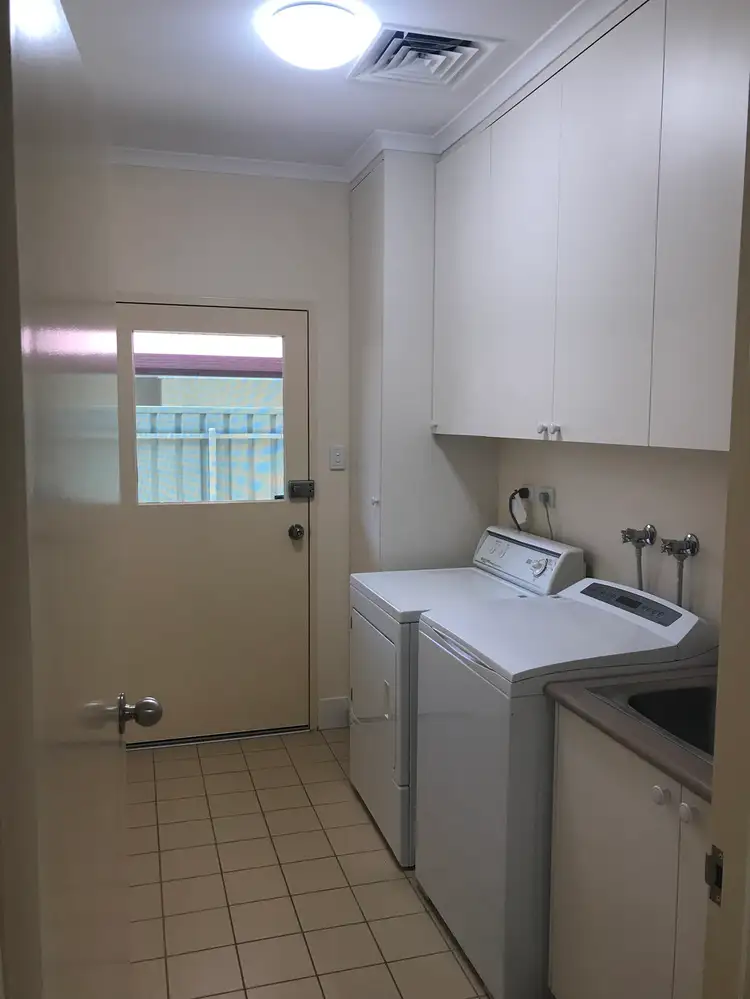 Sixth view of Homely block of units listing, 4A & 4B Macdonnell Court, Desert Springs NT 870
