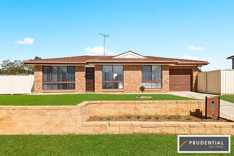 2 Davy Place, St Helens Park NSW 2560