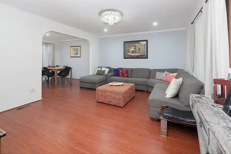 Second view of Homely house listing, 2 Sheridan Court, Endeavour Hills VIC 3802