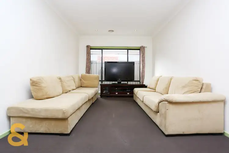Fourth view of Homely house listing, 19 Viewside Crescent, Craigieburn VIC 3064