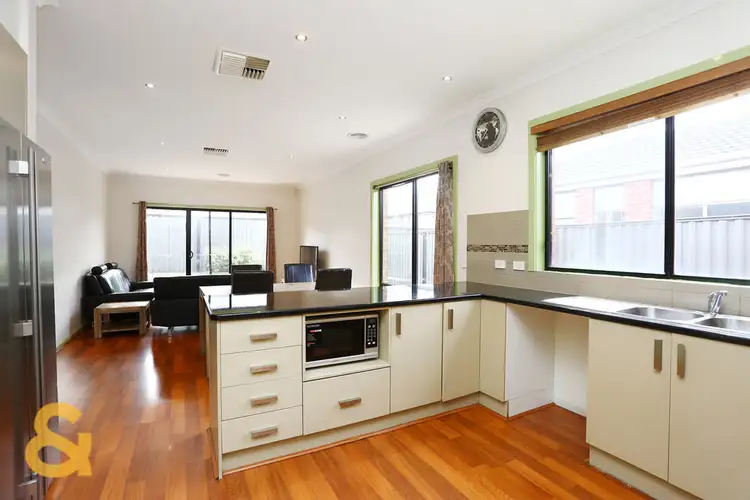 Seventh view of Homely house listing, 19 Viewside Crescent, Craigieburn VIC 3064