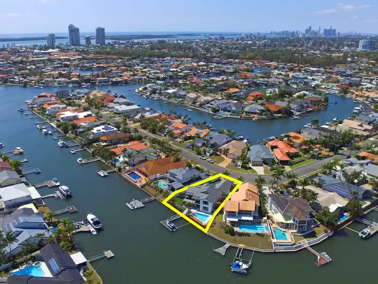 140 Sundance Way, Runaway Bay QLD 4216