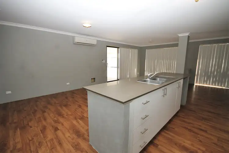 Fifth view of Homely house listing, 8 Solstice Way, Australind WA 6233