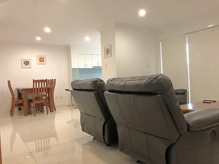 30 Girraween Crescent