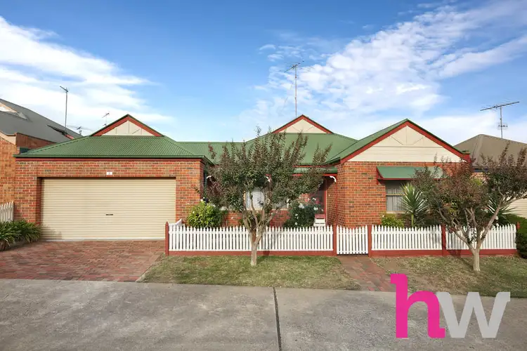 2 Hamlan Place, Newtown VIC 3220