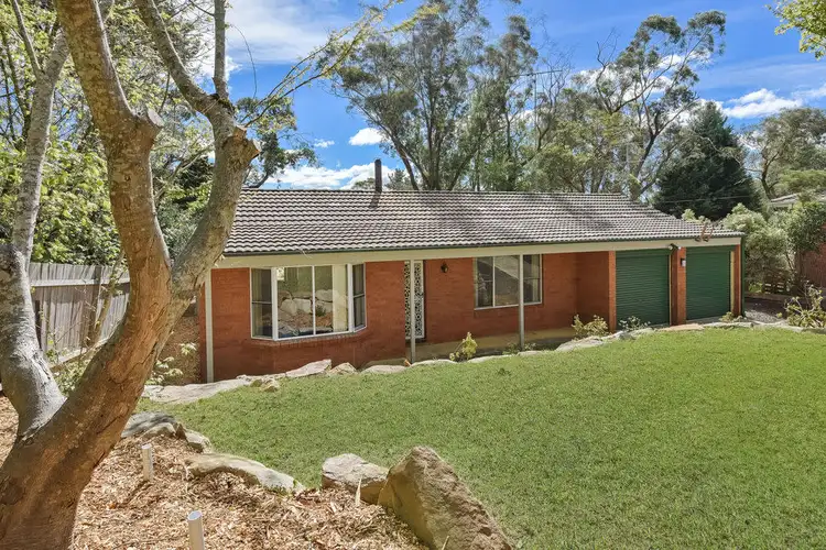 6 Seventh Avenue, Katoomba NSW 2780