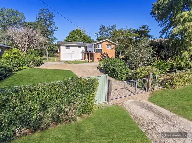 23 Akers Road, Lawnton QLD 4501