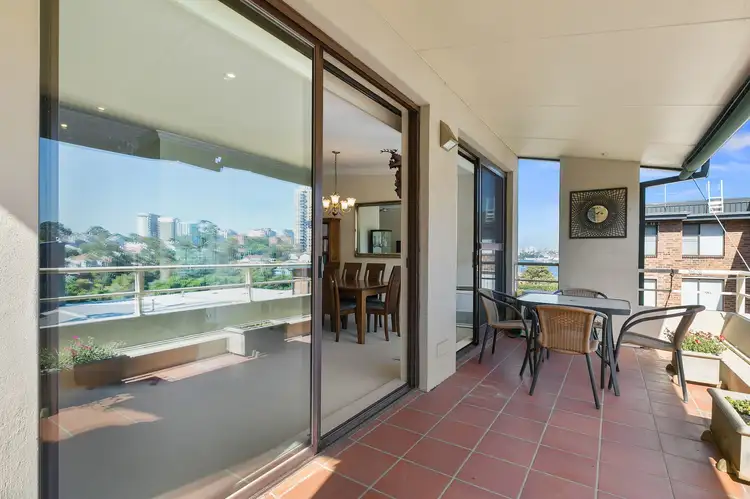 5/2 Spruson Street (enter via Colindia Ave), Neutral Bay NSW 2089