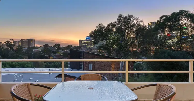 Fifth view of Homely apartment listing, 5/2 Spruson Street (enter via Colindia Ave), Neutral Bay NSW 2089