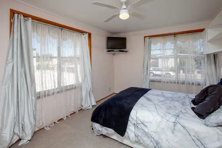 Fifth view of Homely house listing, 30 Wornes Drive, Wodonga VIC 3690