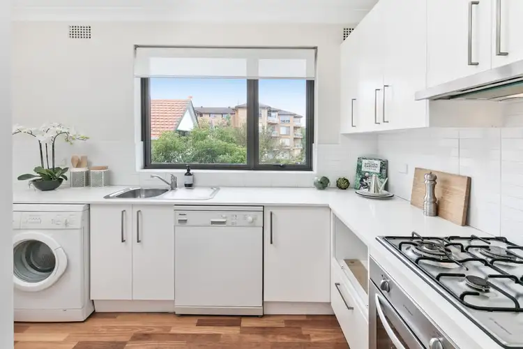 Third view of Homely apartment listing, 6/5 Harrison Street, Cremorne NSW 2090
