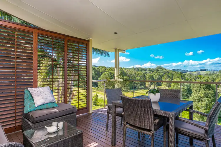 1 Corlis Crescent, Bangalow NSW 2479