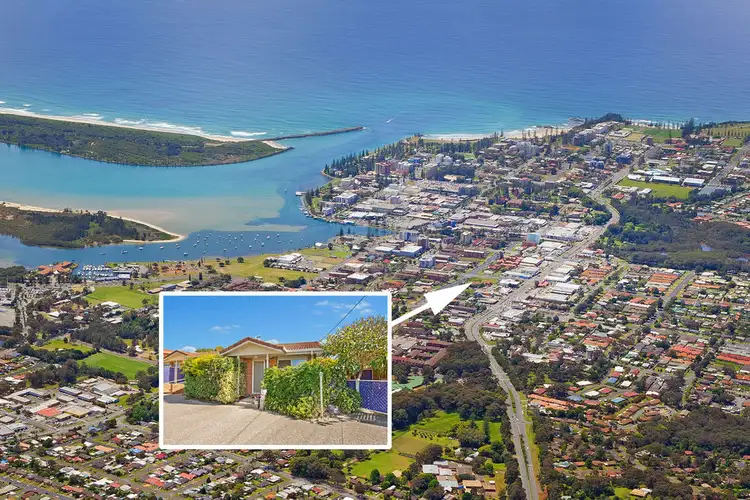 Second view of Homely villa listing, 1/128 Bridge Street, Port Macquarie NSW 2444
