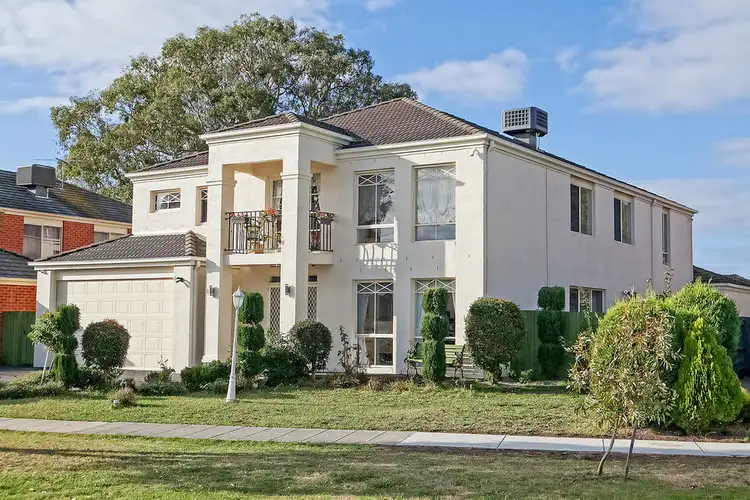 38 Paterson Drive, Lynbrook VIC 3975