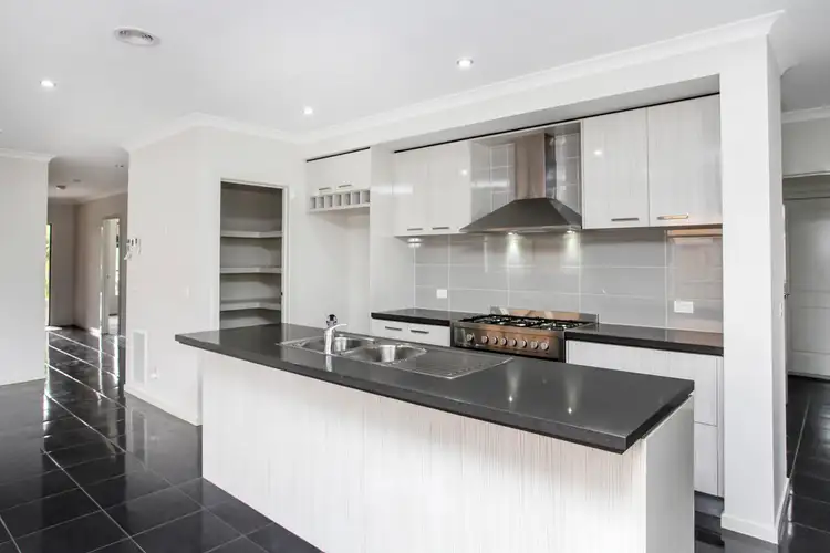 Fifth view of Homely house listing, 29 Springlands Crescent, Plumpton VIC 3335