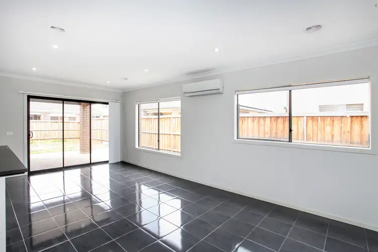 Seventh view of Homely house listing, 29 Springlands Crescent, Plumpton VIC 3335