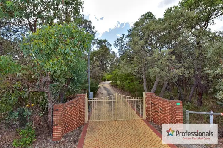 Second view of Homely house listing, 38 Shiraz Lane, The Vines WA 6069