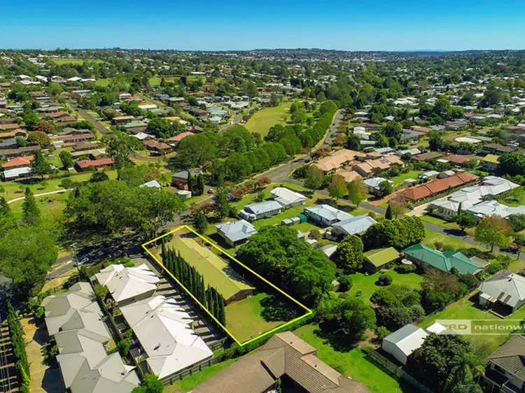 240 Mackenzie Street, Rangeville QLD 4350