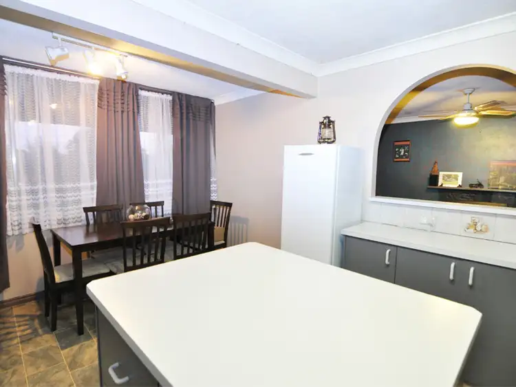 Sixth view of Homely house listing, 665 Woomera Avenue, Red Cliffs VIC 3496