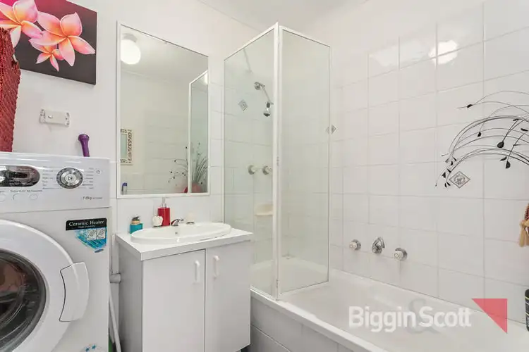 Fourth view of Homely unit listing, 2/22 Herbert Road, Carrum Downs VIC 3201