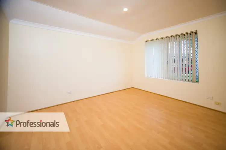 Fifth view of Homely house listing, 8 Firefalls Close, Huntingdale WA 6110