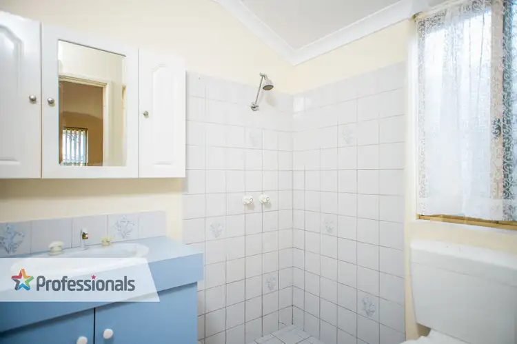 Sixth view of Homely house listing, 8 Firefalls Close, Huntingdale WA 6110