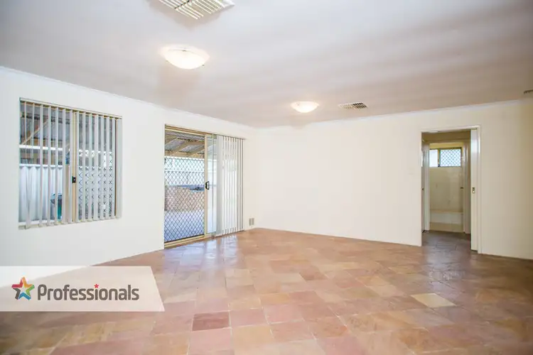 Seventh view of Homely house listing, 8 Firefalls Close, Huntingdale WA 6110