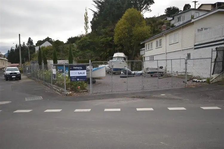 10 Sticht Street, Queenstown TAS 7467