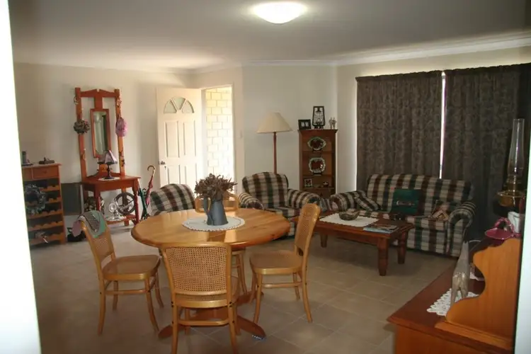Sixth view of Homely block of units listing, 90 Windsor Circle, Kingaroy QLD 4610