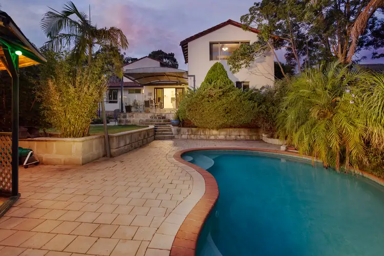 16 Gifford Way, Dianella WA 6059