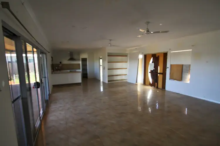 Second view of Homely house listing, 13 Shiosaki, Bilingurr WA 6725