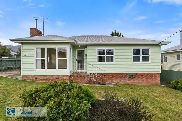 180 Main Street, Huonville TAS 7109