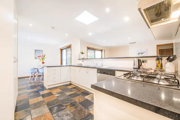 3 Dawson Place, Happy Valley SA 5159