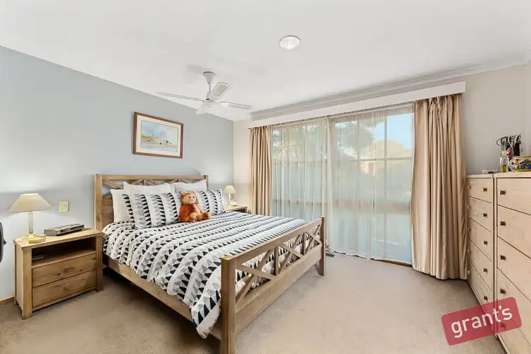 Fourth view of Homely house listing, 1 Pamela Court, Narre Warren VIC 3805