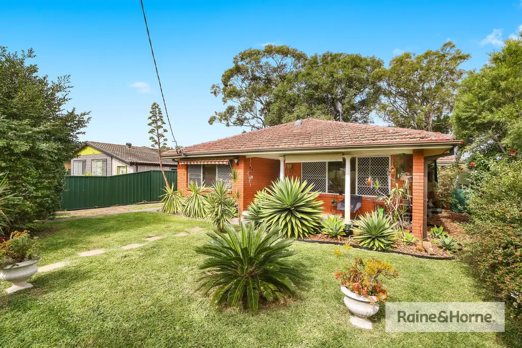 Main view of Homely house listing, 6 Erina Avenue, Woy Woy NSW 2256