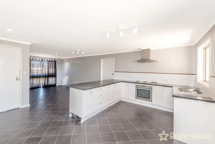 77 Chapman Valley Road, Waggrakine WA 6530