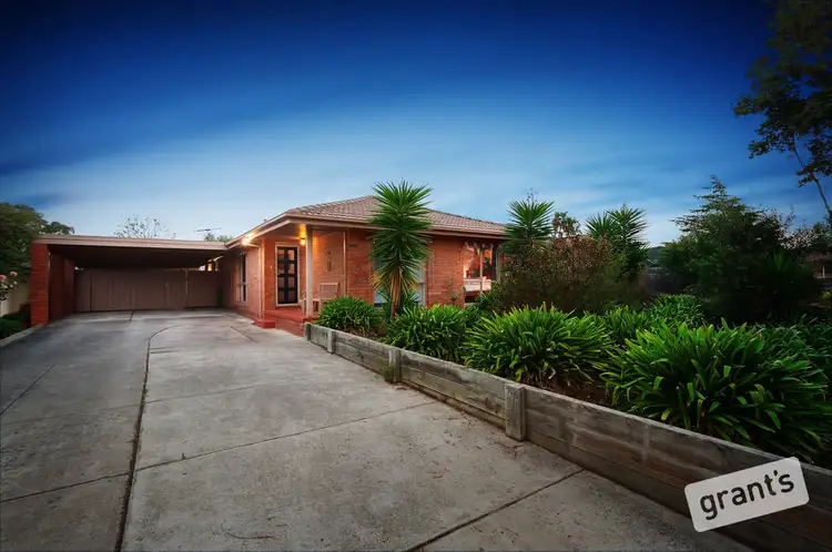 5 Bridle Place, Pakenham VIC 3810