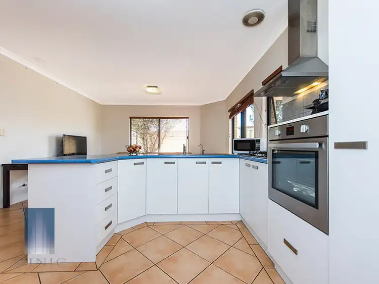1B Hopkinson Way, Wilson WA 6107