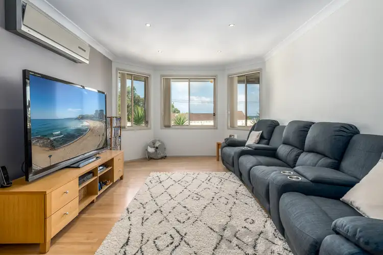 Seventh view of Homely house listing, 2 Karina Place, Bolton Point NSW 2283