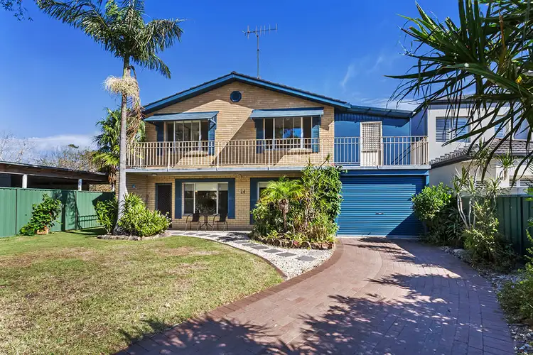 24 Rigney Street, Shoal Bay NSW 2315
