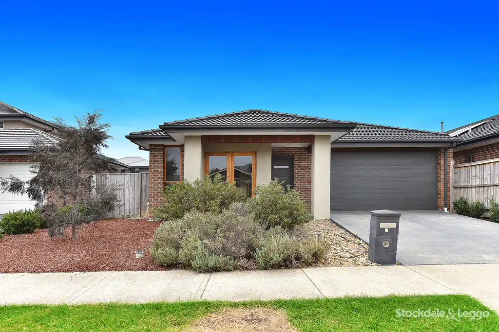 Main view of Homely house listing, 17 Bronte Crescent, Doreen VIC 3754