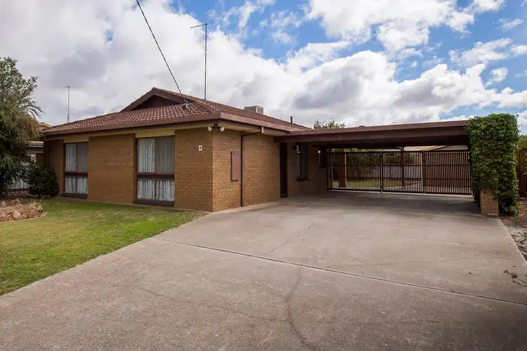 4 Buckley Street, Horsham VIC 3400