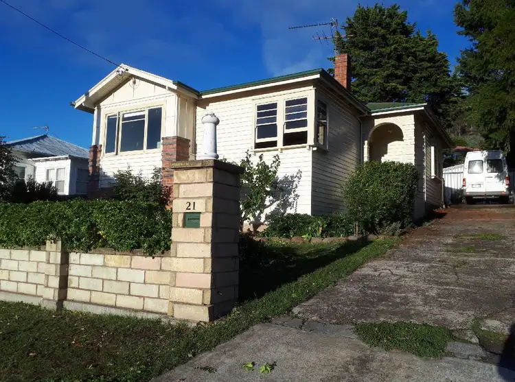 21 Barnett Avenue, New Norfolk TAS 7140