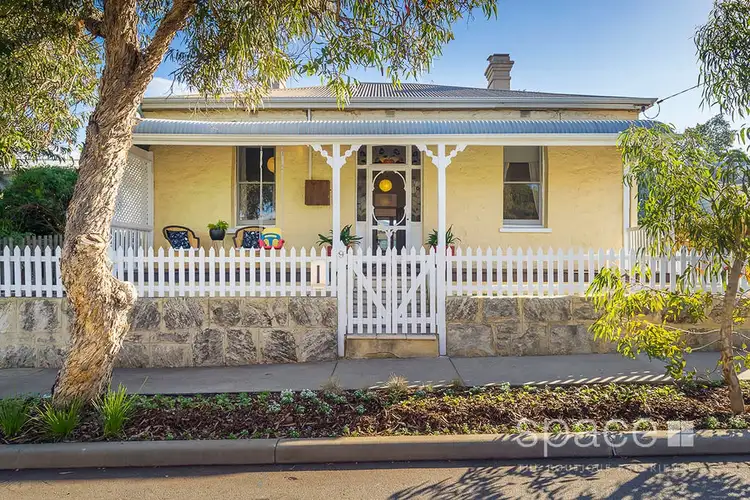 9 Pearse Street, North Fremantle WA 6159