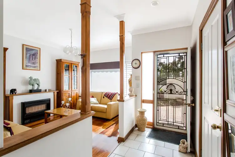 7 Lauriana Court, North Haven SA 5018