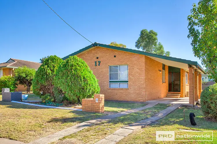17 Burilla Street, Tamworth NSW 2340