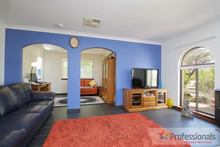 Fifth view of Homely house listing, 5 Crocus Way, Ferndale WA 6148