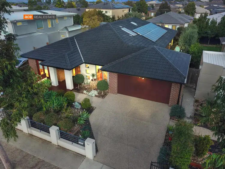 42 Alamanda Boulevard, Point Cook VIC 3030