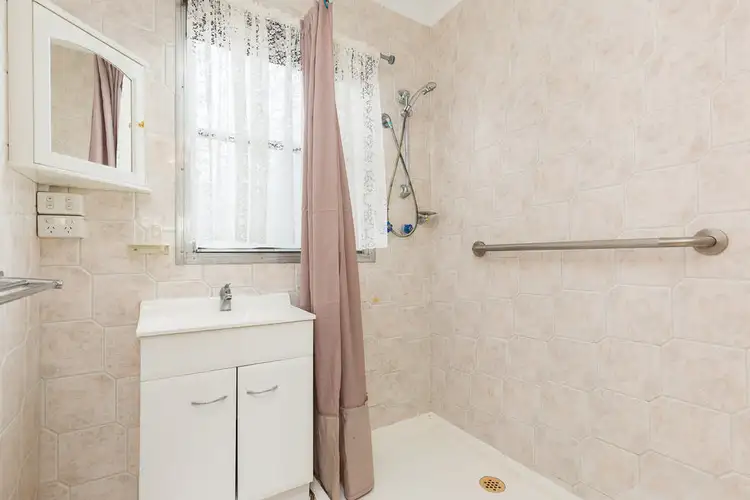 Seventh view of Homely house listing, 21 Stenocarpus Drive, Doveton VIC 3177