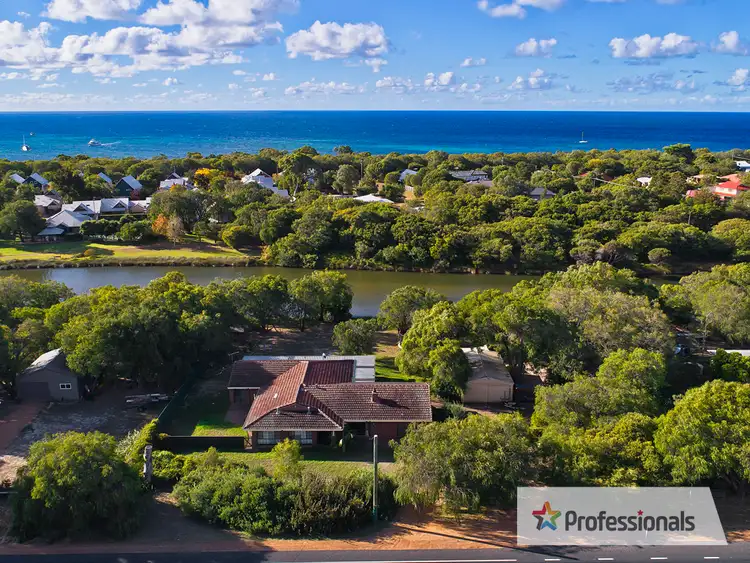 1158 Caves Road, Quindalup WA 6281